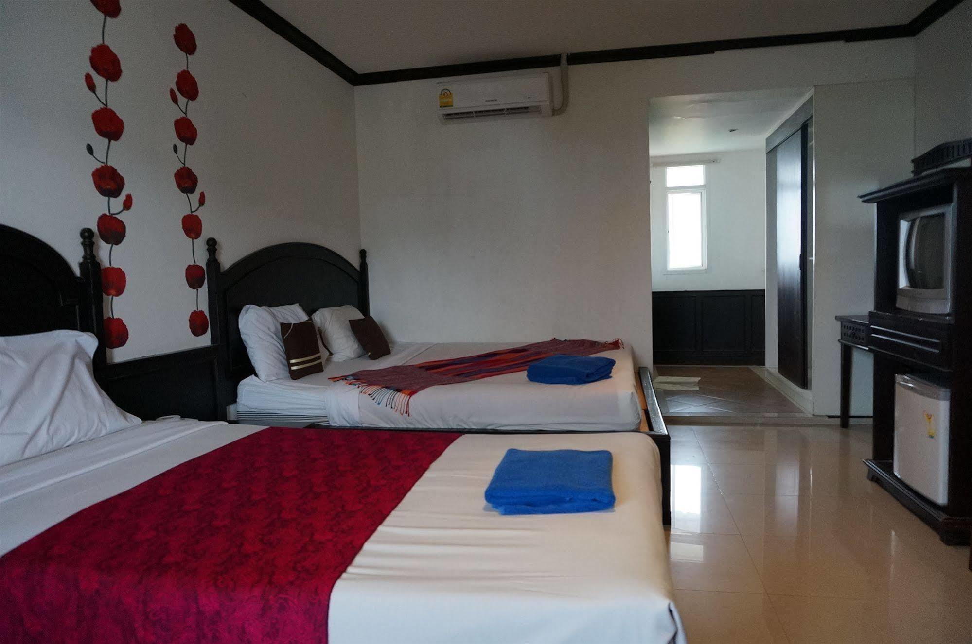 Sand Inn Hotel Хуа Хин Экстерьер фото